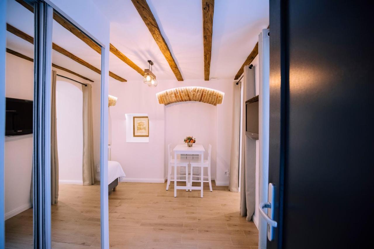 Chic Central Studio Hermannstadt Exterior foto